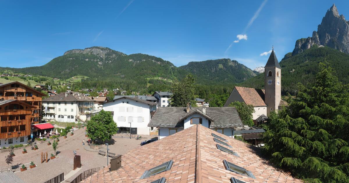 Seis am Schlern - Dorfzentrum (Panomax)